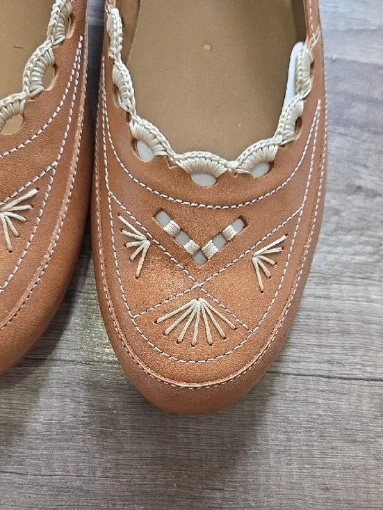 St. John's Bay Brown Embroidered Slip-On Flats - Picture 2 of 8